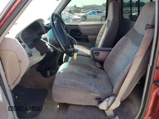 1997 Ford Ranger XLT z VIN 1FTCR10A0VPB04021, wystawiony jako Copart lot #57915095 z przebiegiem 169 821 mil mil oraz Szkoda całkowita • Salvage title. Historia ofert i sprzedaży dostępna na DreamBid. Obrazek 7.