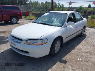 1998 Honda Accord LX с VIN 1HGCG5548WA111143, выставлен на аукционе IAAI как лот 42327931 с пробегом 145 843 миль миль и . История ставок и продаж доступна на DreamBid. Изображение 2.