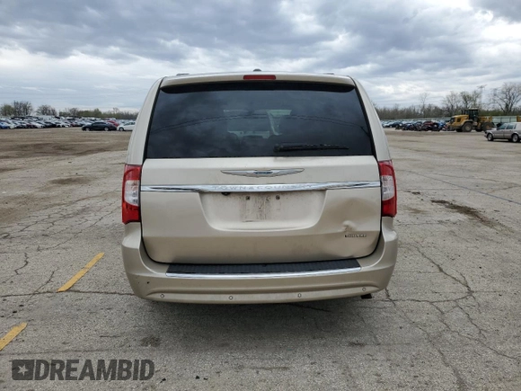 2015 Chrysler Town & Country Limited Platinum with VIN 2C4RC1GGXFR663050, listed as a Copart auction lot 51979195 with 223,330 mi miles and Clean Title. Bid and sale history available at carsss.com. Image 6.