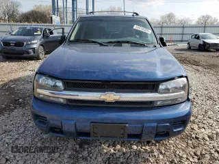 2005 Chevrolet TrailBlazer LT with VIN 1GNDT13S052254452, listed as a Copart auction lot 54919305 with 155,897 mi miles and Clean Title. Bid and sale history available at DreamBid. Image 5.