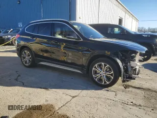 2016 BMW X1 xDrive28i z VIN WBXHT3Z35G4A48868, wystawiony jako Copart lot #48745175 z przebiegiem 95 066 mil mil oraz Szkoda całkowita • Salvage title. Historia ofert i sprzedaży dostępna na DreamBid. Obrazek 4.