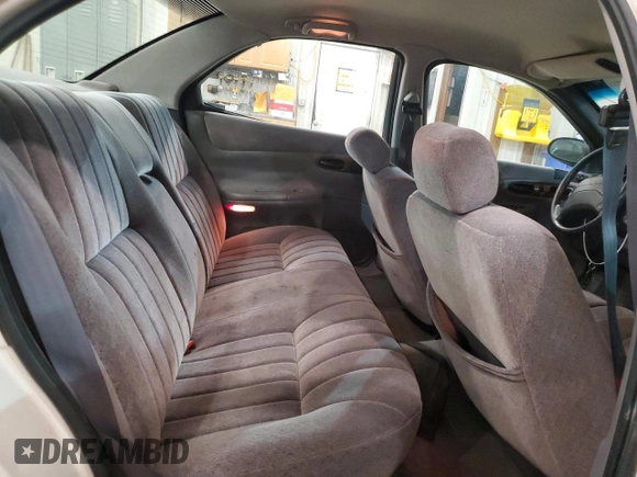 1996 Chrysler Concorde z VIN 2C3HD56T1TH228499, wystawiony jako Copart lot #44193055 z przebiegiem 189 282 mil mil oraz Tytuł czysty. Historia ofert i sprzedaży dostępna na DreamBid. Obrazek 10.