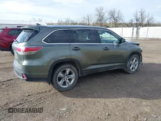 2015 Toyota Highlander Limited z VIN 5TDDKRFH4FS182238, wystawiony jako IAAI lot #42148619 z przebiegiem 136 788 mil mil oraz . Historia ofert i sprzedaży dostępna na DreamBid. Obrazek 4.