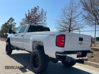 2019 Chevrolet Silverado 3500HD Work Truck with VIN 1GC4KVCYXKF197799, listed as a Copart auction lot 85936884 with 251,906 mi miles and Clean Title. Bid and sale history available at carsss.com. Image 3.