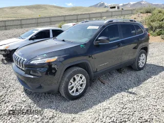 2018 Jeep Cherokee Latitude Plus with VIN 1C4PJMLX5JD555712, listed as a Copart auction lot 54426415 with 83,131 mi miles and Salvage title. Bid and sale history available at DreamBid. Image 1.