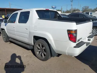 2008 Honda Ridgeline RTL z VIN 2HJYK165X8H518321, wystawiony jako IAAI lot #41763883 z przebiegiem 97 027 mil mil oraz . Historia ofert i sprzedaży dostępna na DreamBid. Obrazek 3.