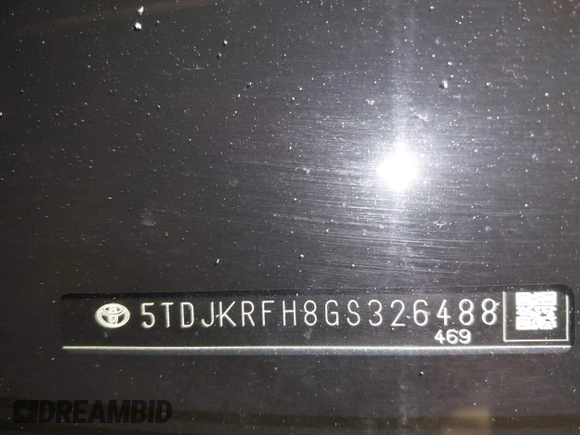 2016 Toyota Highlander XLE z VIN 5TDJKRFH8GS326488, wystawiony jako IAAI lot #42254990 z przebiegiem 120 382 mil mil oraz . Historia ofert i sprzedaży dostępna na DreamBid. Obrazek 17.