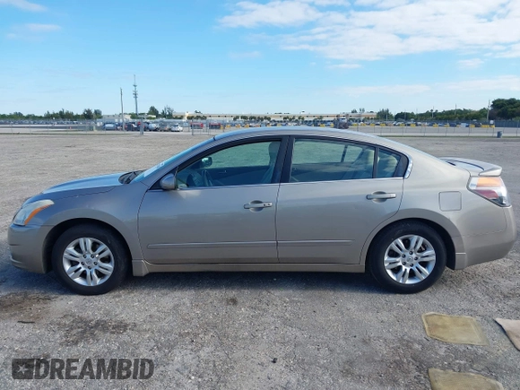 2012 Nissan Altima 2.5 S with VIN 1N4AL2AP6CN555762, listed as a IAAI auction lot 42028780 with 64,133 mi miles. Bid and sale history available at carsss.com. Image 15.