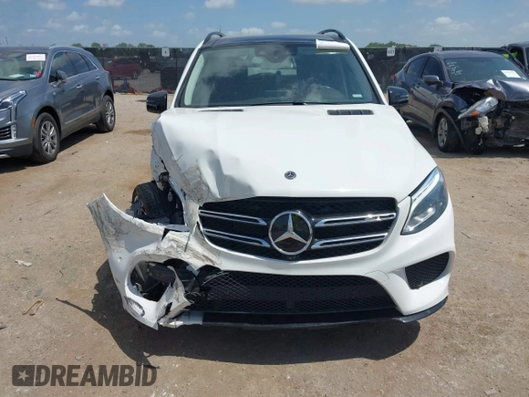 2018 Mercedes-Benz GLE 43 AMG with VIN 4JGDA6EB9JB168989, listed as a IAAI auction lot 42549650 with 94,170 mi miles and . Bid and sale history available at DreamBid. Image 12.