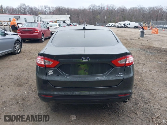 2015 Ford Fusion SE Hybrid with VIN 3FA6P0LU0FR242452, listed as a IAAI auction lot 41790218 with 163,741 mi miles. Bid and sale history available at carsss.com. Image 16.