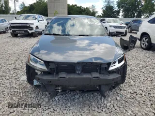 2013 Volkswagen Jetta Autobahn with VIN 3VW4S7AJXDM285818, listed as a Copart auction lot 64452795 with 81,608 mi miles and Clean title. Bid and sale history available at DreamBid. Image 5.