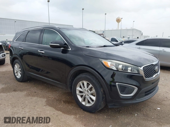 2018 Kia Sorento LX with VIN 5XYPG4A30JG384884, listed as a IAAI auction lot 41931992 with 140,919 mi miles. Bid and sale history available at carsss.com. Image 1.