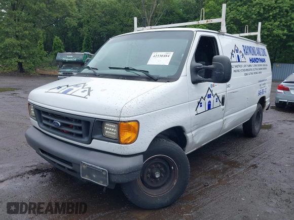 2007 Ford Econoline Cargo Commercial with VIN 1FTNE24W77DB00407, listed as a IAAI auction lot 42330484 with 128,369 mi miles and . Bid and sale history available at DreamBid. Image 2.