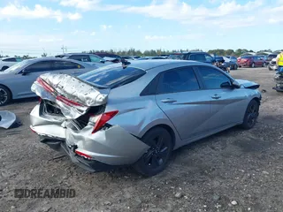 2022 Hyundai Elantra SEL with VIN 5NPLM4AG4NH057669, listed as a IAAI auction lot 41650329 with 14,763 mi miles and . Bid and sale history available at DreamBid. Image 4.