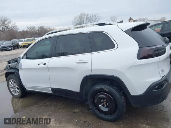 2018 Jeep Cherokee Latitude Plus with VIN 1C4PJMLX5JD581775, listed as a IAAI auction lot 41684428 with 151,225 mi miles and . Bid and sale history available at carsss.com. Image 15.