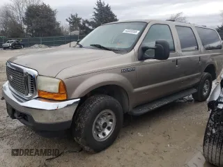 2000 Ford Excursion XLT with VIN 1FMNU41SXYEE14642, listed as a Copart auction lot 43333355 with 226,709 mi miles and Salvage Title. Bid and sale history available at DreamBid. Image 1.