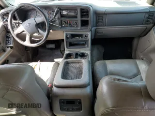 2004 Chevrolet Tahoe LT with VIN 1GNEC13Z74R135885, listed as a Copart auction lot 70202754 with 307,366 mi miles and Salvage Title. Bid and sale history available at carsss.com. Image 8.