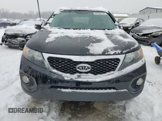 2013 Kia Sorento LX with VIN 5XYKT3A62DG346202, listed as a Copart auction lot 82705134 with 208,117 mi miles and Non repairable. Bid and sale history available at DreamBid. Image 5.