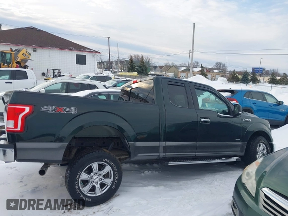 2015 Ford F-150 XLT with VIN 1FTFX1EG5FFC89268, listed as a IAAI auction lot 41609977 with 66,466 mi miles. Bid and sale history available at carsss.com. Image 13.