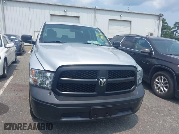 2018 Ram 1500 Tradesman с VIN 1C6RR7FM1JS238310, выставлен на аукционе IAAI как лот 42494212 с пробегом 73 413 миль миль и . История ставок и продаж доступна на DreamBid. Изображение 6.