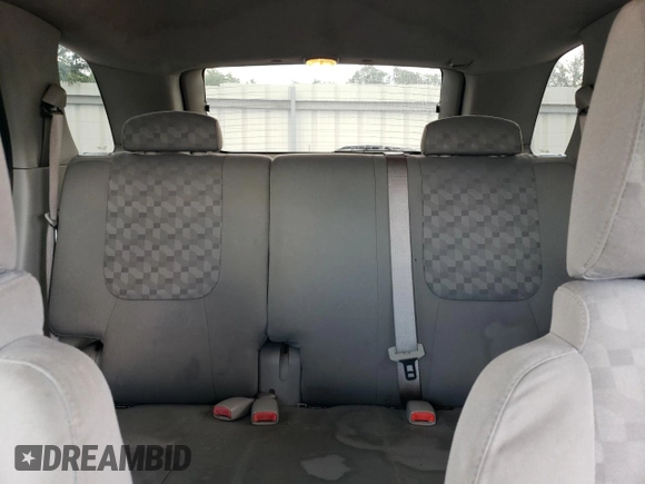 2008 Chevrolet Equinox LS z VIN 2CNDL13F386059492, wystawiony jako Copart lot #61564445 z przebiegiem 401 340 mil mil oraz Czysty tytuł • Clean title. Historia ofert i sprzedaży dostępna na DreamBid. Obrazek 10.