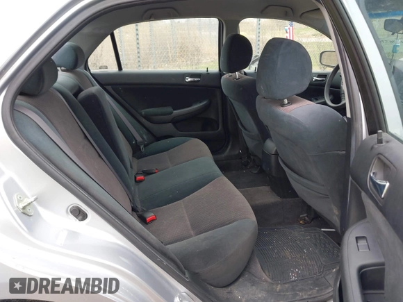 2004 Honda Accord LX z VIN 1HGCM66354A004309, wystawiony jako IAAI lot #42067392 z przebiegiem 181 345 mil mil oraz . Historia ofert i sprzedaży dostępna na DreamBid. Obrazek 8.