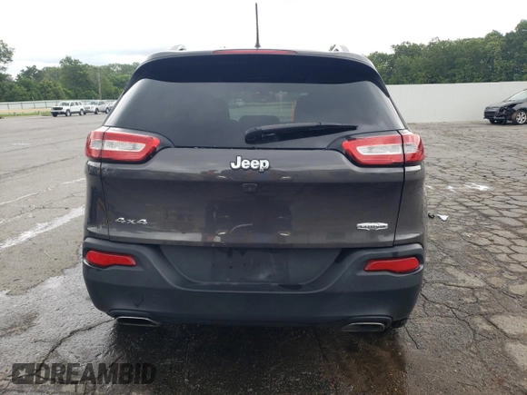 2017 Jeep Cherokee Latitude z VIN 1C4PJMCS6HW656227, wystawiony jako Copart lot #56210775 z przebiegiem 98 770 mil mil oraz Szkoda całkowita • Salvage title. Historia ofert i sprzedaży dostępna na DreamBid. Obrazek 6.