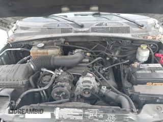 2005 Jeep Liberty Limited with VIN 1J4GK58KX5W704393, listed as a IAAI auction lot 41675508 with 188,403 mi miles. Bid and sale history available at carsss.com. Image 10.
