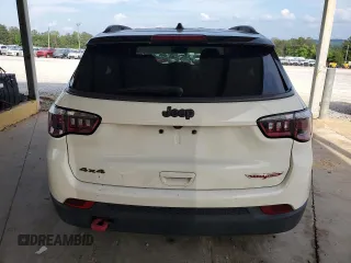 2019 Jeep Compass Trailhawk with VIN 3C4NJDDB6KT747940, listed as a Copart auction lot 55314575 with 73,507 mi miles and Clean Title. Bid and sale history available at DreamBid. Image 6.