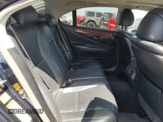 2007 Lexus LS 460 z VIN JTHBL46F775051316, wystawiony jako Copart lot #55252955 z przebiegiem 160 404 mil mil oraz Szkoda całkowita • Salvage title. Historia ofert i sprzedaży dostępna na DreamBid. Obrazek 10.