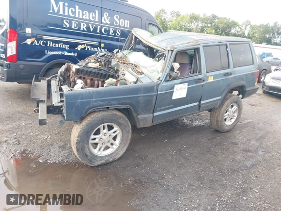 1997 Jeep Cherokee SE with VIN 1J4FJ28S4VL547975, listed as a IAAI auction lot 42363966 with Not provided miles and . Bid and sale history available at DreamBid. Image 2.