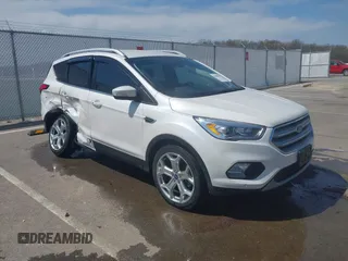 2019 Ford Escape Titanium с VIN 1FMCU9J91KUA39111, выставлен на аукционе IAAI как лот 41988904 с пробегом 65 056 миль миль и . История ставок и продаж доступна на DreamBid. Изображение 1.