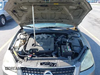 2005 Nissan Altima SE z VIN 1N4BL11D95N437079, wystawiony jako IAAI lot #42399612 z przebiegiem 296 135 mil mil oraz . Historia ofert i sprzedaży dostępna na DreamBid. Obrazek 10.