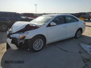 2015 Toyota Camry XLE with VIN 4T1BF1FK4FU887265, listed as a Copart auction lot 52211265 with 109,263 mi miles and Salvage Title. Bid and sale history available at DreamBid. Image 1.