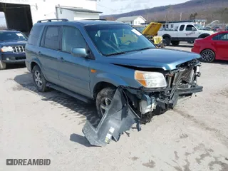 2008 Honda Pilot EX with VIN 5FNYF18418B023752, listed as a IAAI auction lot 41685375 with 143,702 mi miles. Bid and sale history available at carsss.com. Image 1.