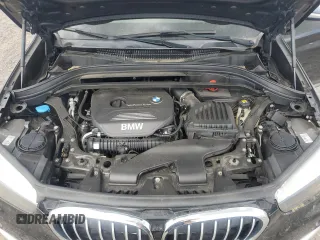 2017 BMW X1 xDrive28i with VIN WBXHT3C39H5F81200, listed as a Copart auction lot 55304485 with 88,948 mi miles and Salvage Title. Bid and sale history available at DreamBid. Image 12.