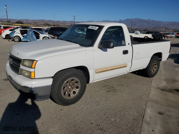 2006 Chevrolet Silverado 1500 Work Truck with VIN 1GCEC14V26E200897, listed as a Copart auction lot 87646235 with 403,526 mi miles and Clean Title. Bid and sale history available at carsss.com. Image 1.
