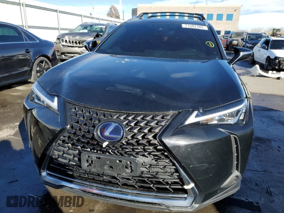 2019 Lexus UX with VIN JTHU9JBH1K2003978, listed as a Copart auction lot 71582382 with 35,239 mi miles. Bid and sale history available at carsss.com. Image 5.