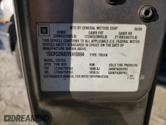 2000 Chevrolet Silverado 2500 LS with VIN 1GCFC29U5YE418894, listed as a Copart auction lot 41668905 with 369,583 mi miles and Salvage Title. Bid and sale history available at carsss.com. Image 13.