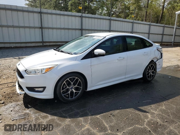 2015 Ford Focus SE with VIN 1FADP3F26FL251500, listed as a Copart auction lot 51329285 with 96,211 mi miles and Salvage Title. Bid and sale history available at carsss.com. Image 1.