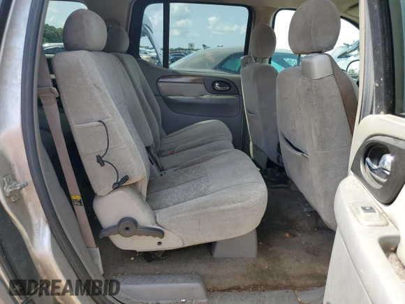2006 Isuzu Ascender S z VIN 4NUES16S566701576, wystawiony jako Copart lot #64504984 z przebiegiem 231 659 mil mil oraz Szkoda całkowita • Salvage title. Historia ofert i sprzedaży dostępna na DreamBid. Obrazek 11.