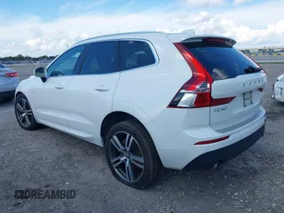 2021 Volvo XC60 Momentum with VIN YV4102DK6M1826828, listed as a IAAI auction lot 40603154 with 58,124 mi miles and . Bid and sale history available at DreamBid. Image 3.