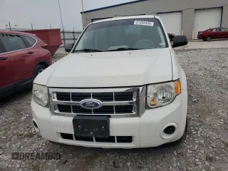 2011 Ford Escape XLS с VIN 1FMCU9C75BKA28653, выставлен на аукционе Copart как лот 51593435 с пробегом 68 625 миль миль и Списание • Salvage title. История ставок и продаж доступна на DreamBid. Изображение 5.