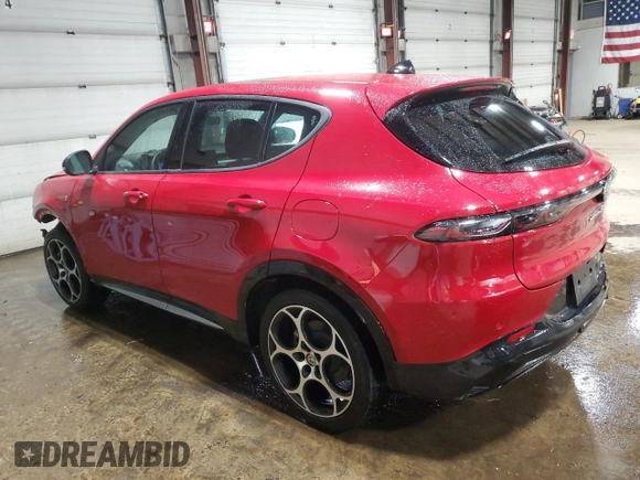 2024 Alfa Romeo Tonale Ti z VIN ZASPATCW8R3049721, wystawiony jako Copart lot #51983565 z przebiegiem 9 807 mil mil oraz Szkoda całkowita • Salvage title. Historia ofert i sprzedaży dostępna na DreamBid. Obrazek 2.