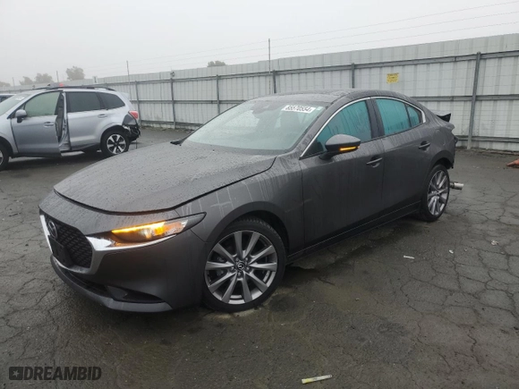 2020 Mazda Mazda3 Sedan Preferred Package with VIN 3MZBPADL7LM135506, listed as a Copart auction lot 85570554 with 47,861 mi miles and Salvage Title. Bid and sale history available at carsss.com. Image 1.