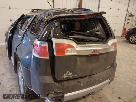 2015 GMC Terrain Denali z VIN 2GKFLZE3XF6419468, wystawiony jako IAAI lot #41455635 z przebiegiem Nie podano mil oraz . Historia ofert i sprzedaży dostępna na DreamBid. Obrazek 6.