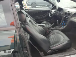 2001 Ford Mustang GT Deluxe with VIN 1FAFP42X61F262133, listed as a Copart auction lot 60112915 with 98,102 mi miles and Salvage title. Bid and sale history available at DreamBid. Image 10.