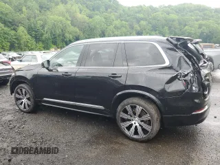 2025 Volvo XC90 Ultra z VIN YV4062JF9S1345566, wystawiony jako Copart lot #57229865 z przebiegiem 1746 mil mil oraz Szkoda całkowita • Salvage title. Historia ofert i sprzedaży dostępna na DreamBid. Obrazek 2.
