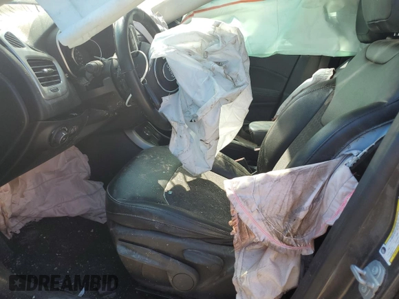 2020 Jeep Compass Latitude with VIN 3C4NJDBB9LT104454, listed as a Copart auction lot 45028405 with 60,115 mi miles and Salvage title. Bid and sale history available at DreamBid. Image 7.