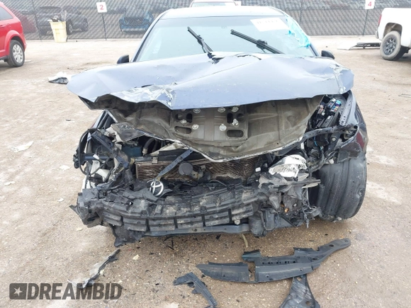 2015 Toyota Camry XLE z VIN 4T4BF1FK5FR504925, wystawiony jako IAAI lot #41511476 z przebiegiem 187 999 mil mil oraz . Historia ofert i sprzedaży dostępna na DreamBid. Obrazek 6.